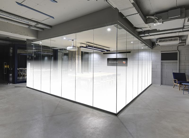 Gradient Window Film: How Atlanta Offices Get Eye-Level Privacy Without Losing the Light