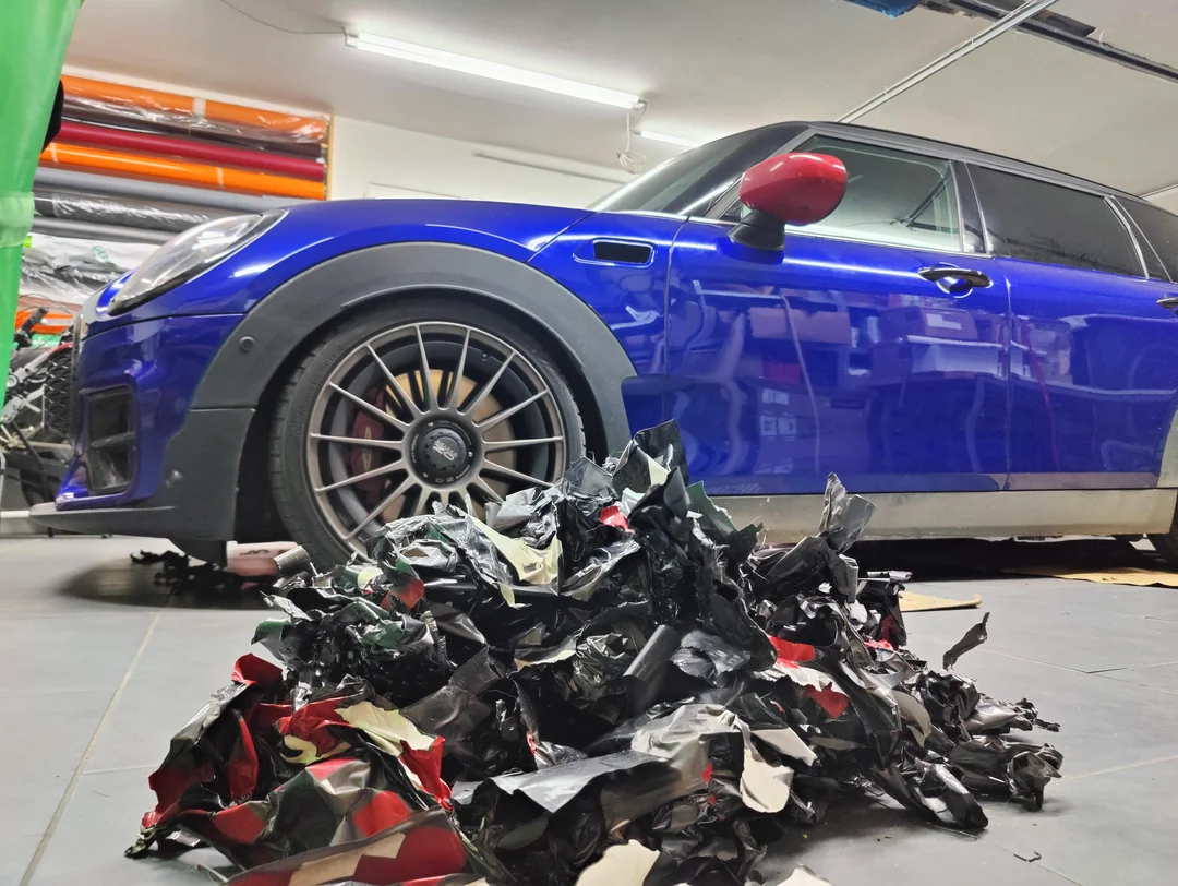 Vehicle Wrap Removal: How Atlanta Businesses Retire a Wrap Without Wrecking the Paint