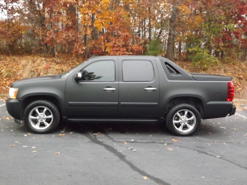 Matte, Gloss, or Satin: Choosing the Right Vehicle Wrap Finish for Atlanta Streets